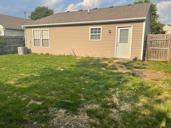 Large, private, fenced-in backyard