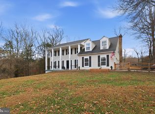 6047 Greenway Ct, Manassas, VA 20112