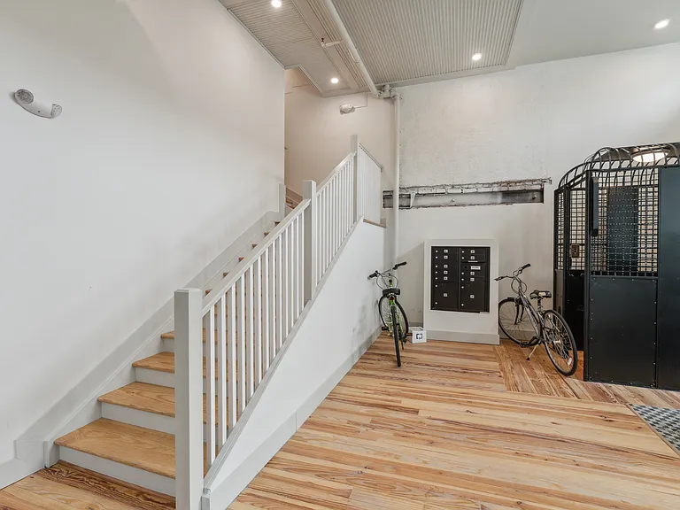 Harper's Flats — Photo 37