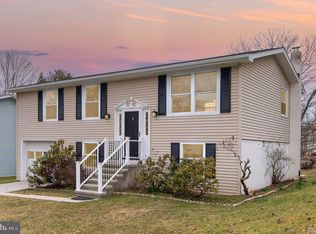 48 Earl St, Hanover, PA 17331