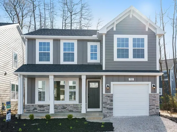 722 Meadow Dr, South Haven, MI 49090