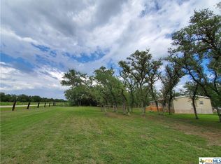 2793 Baecker Rd, Goliad, TX 77963