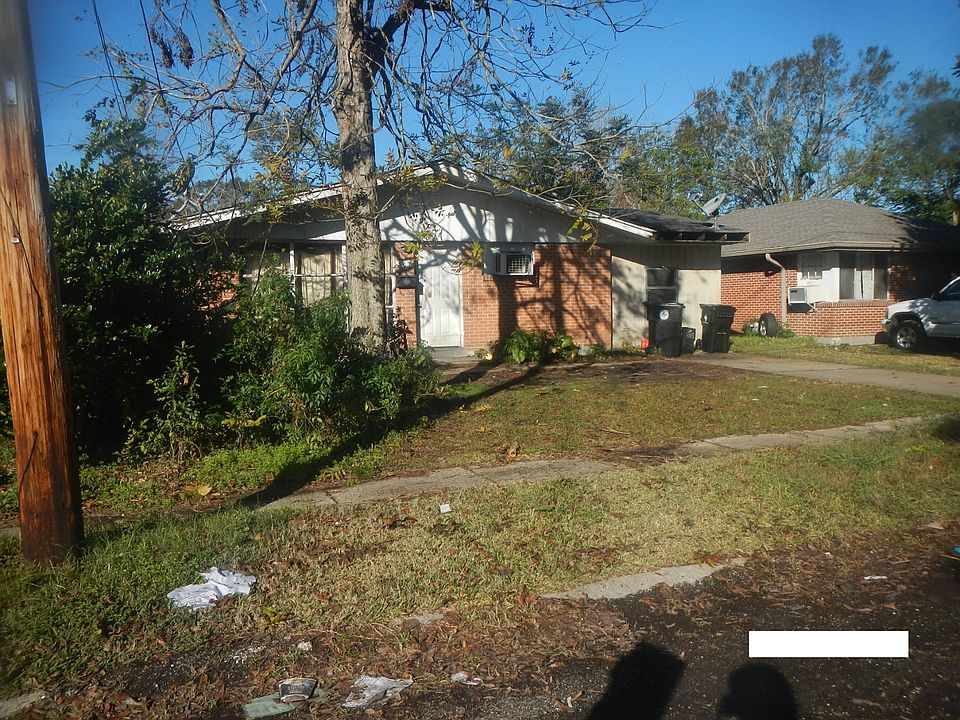 1st image of 307 River Oaks Dr
