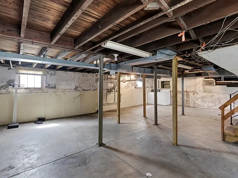 3220 Grant Ave — Photo 26