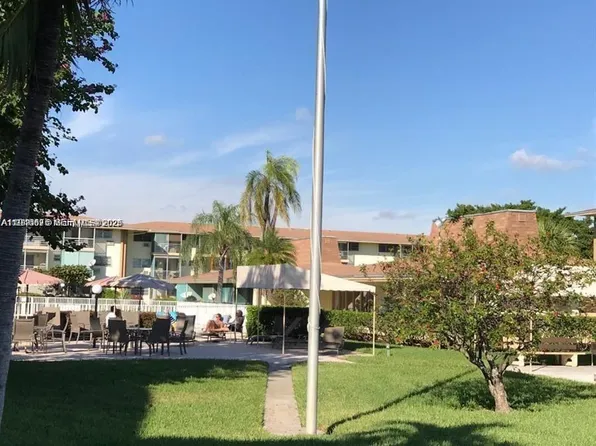 16900 NE 14th Ave APT 209, North Miami Beach, FL 33162