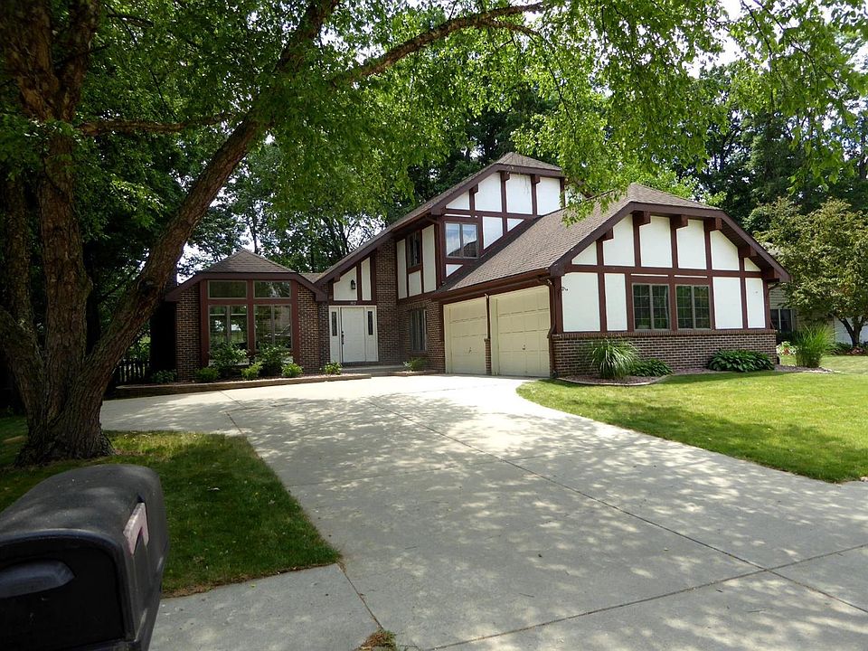 1st image of 302 Sunflower Dr