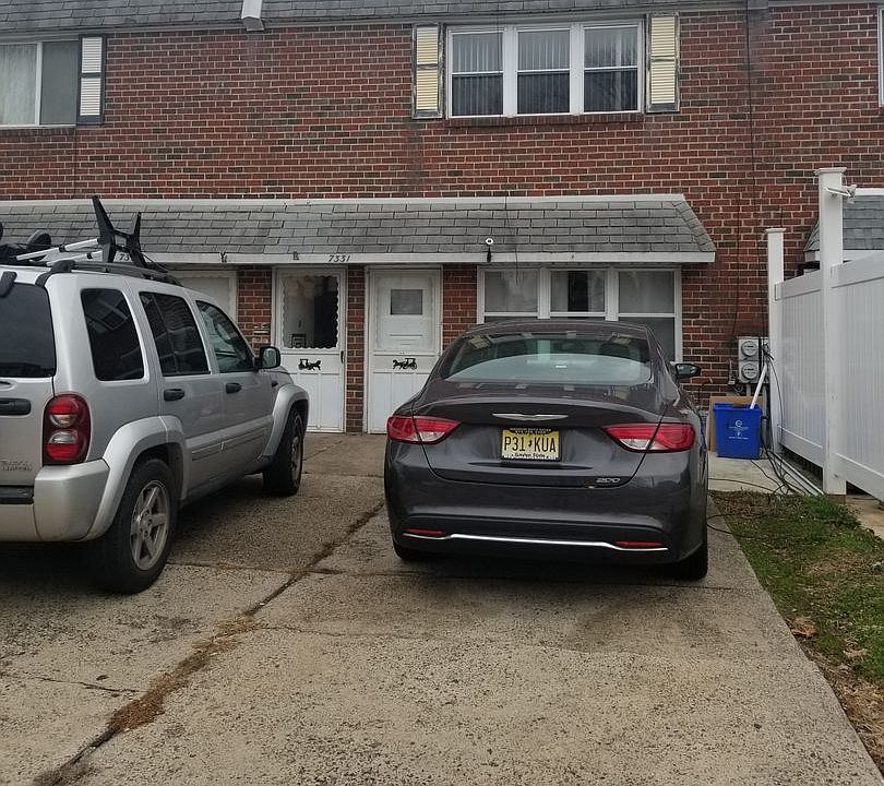 1st image of 7331 Rockwell Ave Floor 2