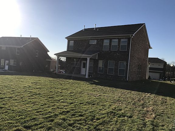 3rd image of 404 Black Thorn Ln #140