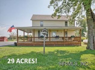 8412 Albrecht Rd, Staunton, IL 62088