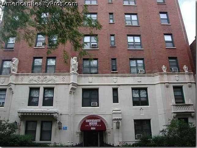 2nd image of 6104 S Woodlawn Ave APT 605