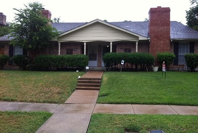 1st image of 2716 Golfing Green Dr