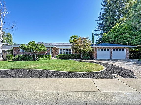 2nd image of 725 Sherwood Dr