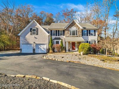 608 Champion Way, East Stroudsburg, PA, 18302