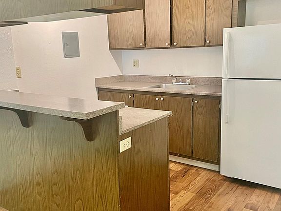 4th image of 1710 V St APT 10