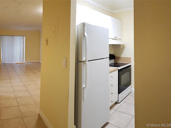 4th image of 8600 SW 109th Ave #4110
