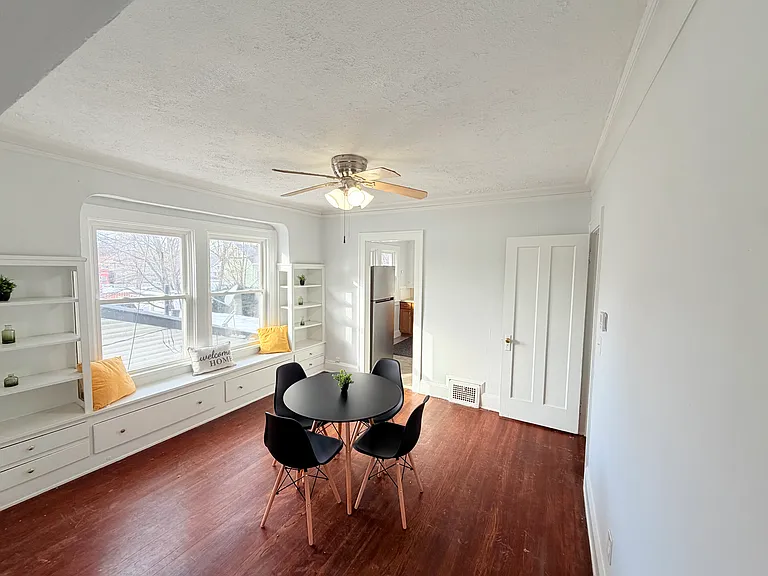 15711 Grovewood Ave #2 — Photo 15