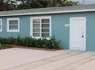 754 Date Palm Dr, Lake Park, FL 33403