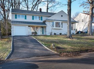 2051 Mapleview Ct, Scotch Plains, NJ 07076