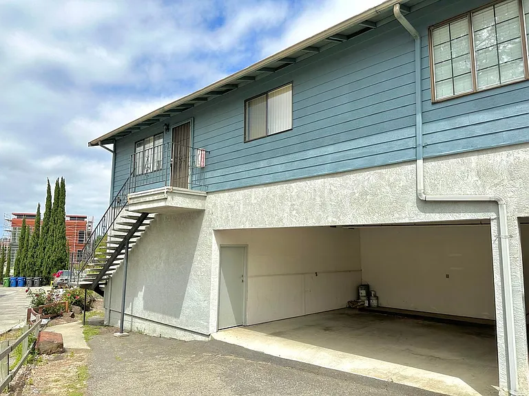 21955 Idena Ave — Photo 2