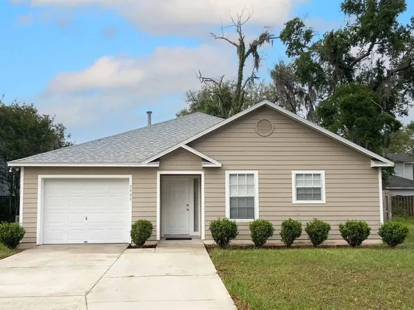 2525 NW 36th Ln, Gainesville, FL 32605