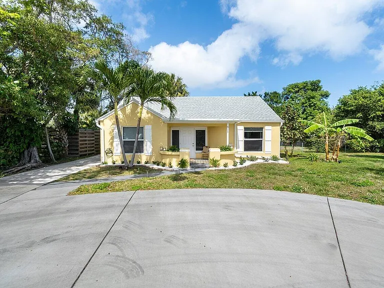 727 S Lake Dr — Photo 36