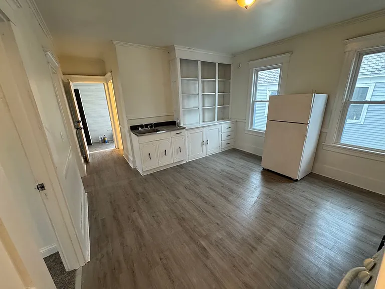 207 Church St — Photo 6