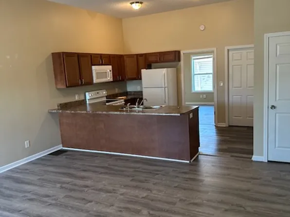 501 S Osteopathy Ave #C, Kirksville, MO 63501