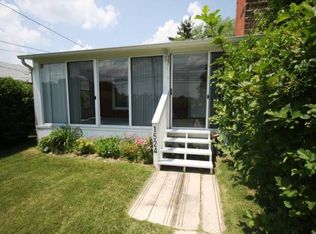 1524 Greentree Rd, Pittsburgh, PA 15220