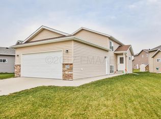 6268 35th St S, Fargo, ND 58104