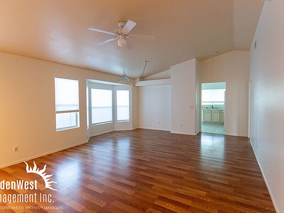 3rd image of 3031 W Zachary Dr