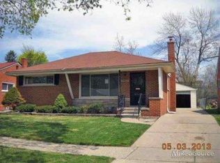 21860 Ridgedale St, Oak Park, MI 48237