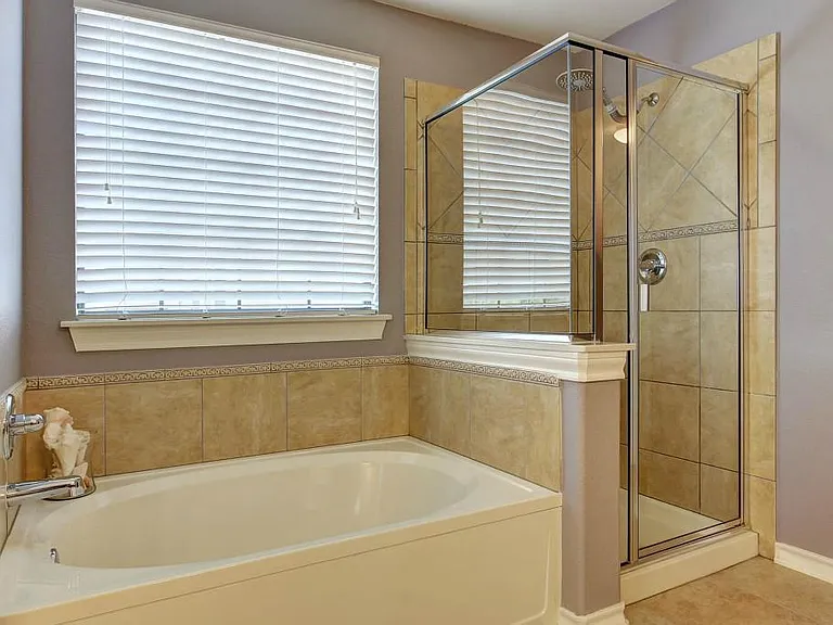 408 Island Oak Dr — Photo 13