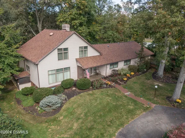 38 Kingswood Dr, Selinsgrove, PA 17870