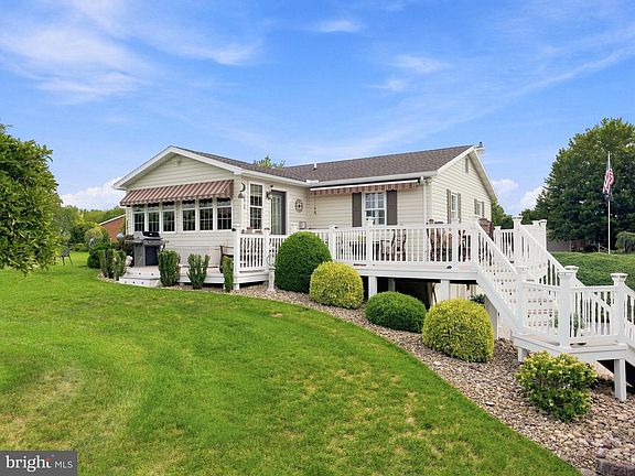 4th image of 5721 Oakwood Dr