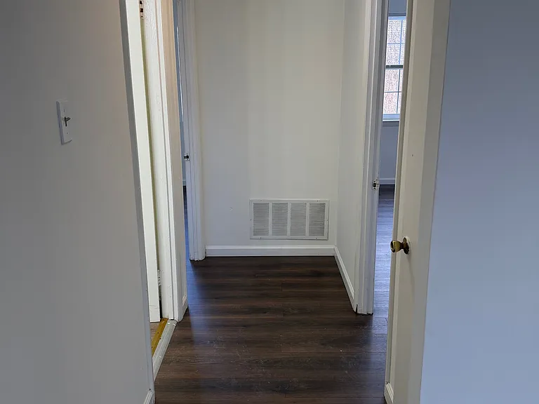 227 Whiteland Ave — Photo 12