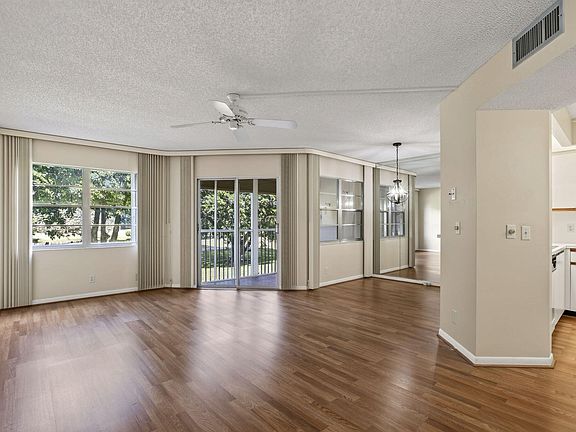 5th image of 300 SW 130TH Terrace #202B