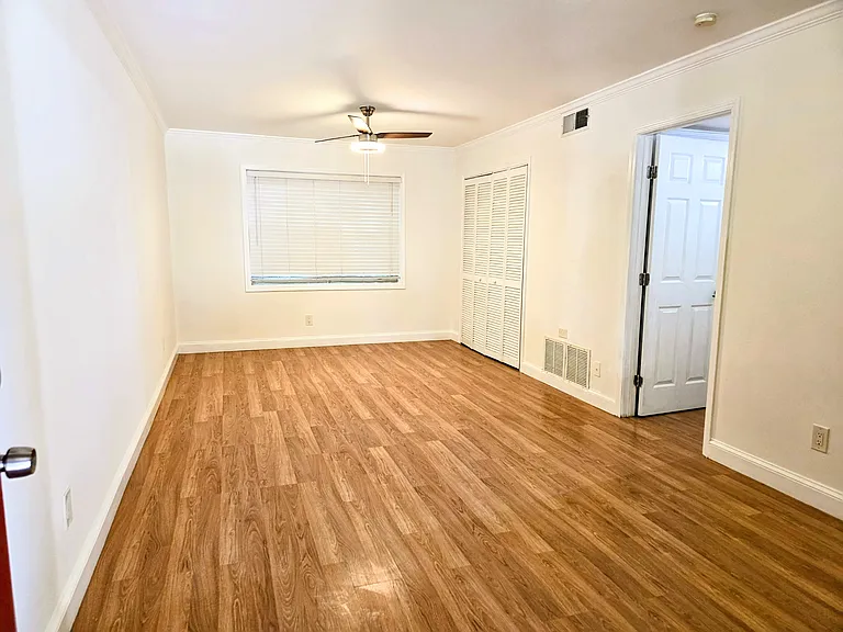 2413 Lawrenceville Hwy #6 — Photo 4