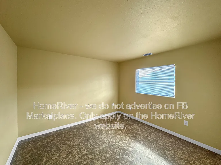 2194 Rio De Janeiro Ave — Photo 16