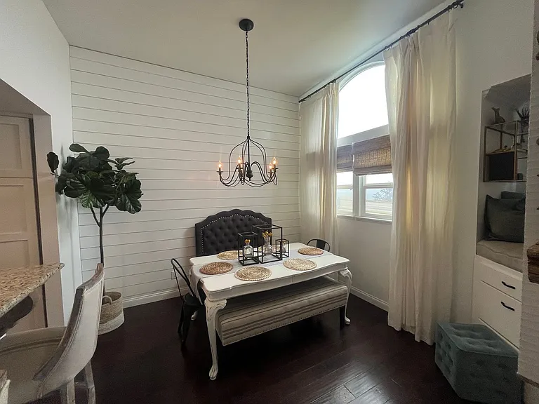 320 Foothill Rd — Photo 6