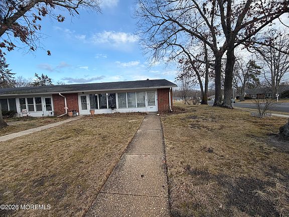 2nd image of 434F Portsmouth Drive