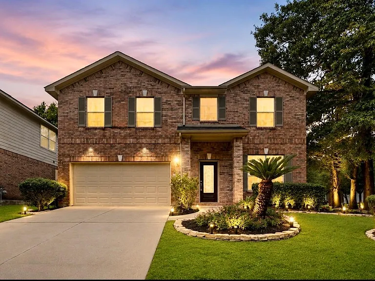 135 S Spinning Wheel Cir — Photo 1