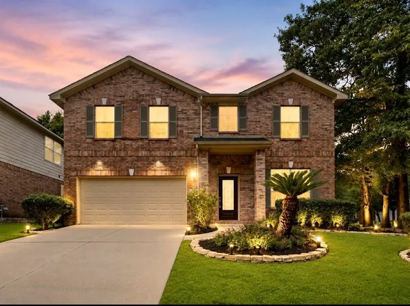 135 S Spinning Wheel Cir, The Woodlands, TX 77382