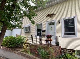 12 Chestnut St #1, Marblehead, MA 01945