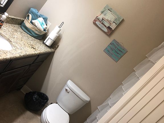 3rd image of 8001 Outlook Ave