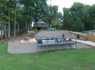 1040 Tarilton Rd, Titus, AL 36080