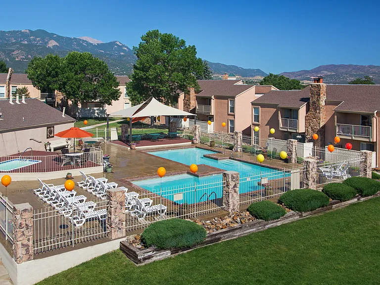 Wildridge At Cheyenne Mountain Ranch — Photo 8