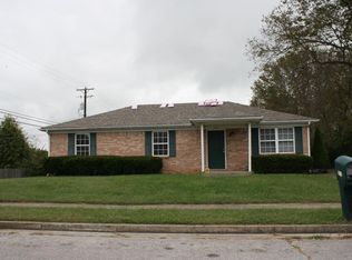 203 Woodhill Ln, Wilmore, KY 40390