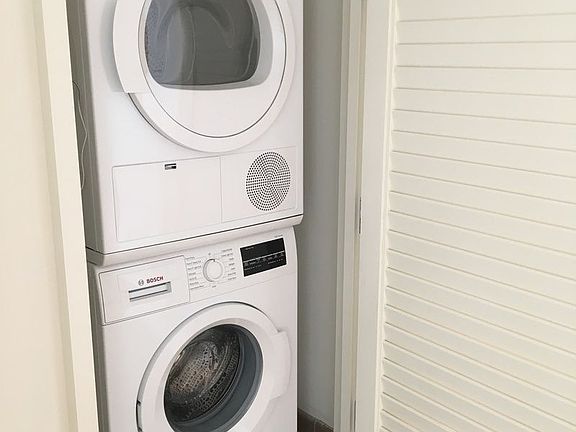 5th image of 550 Vanderbilt Ave #707