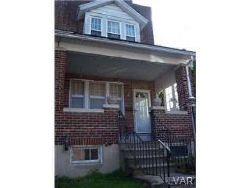 1220 Sioux St photo 1