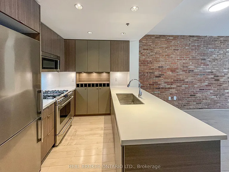 88 Colgate Ave #220 — Photo 1